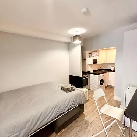 Charming Studio Apartment In Lee London Exterior photo